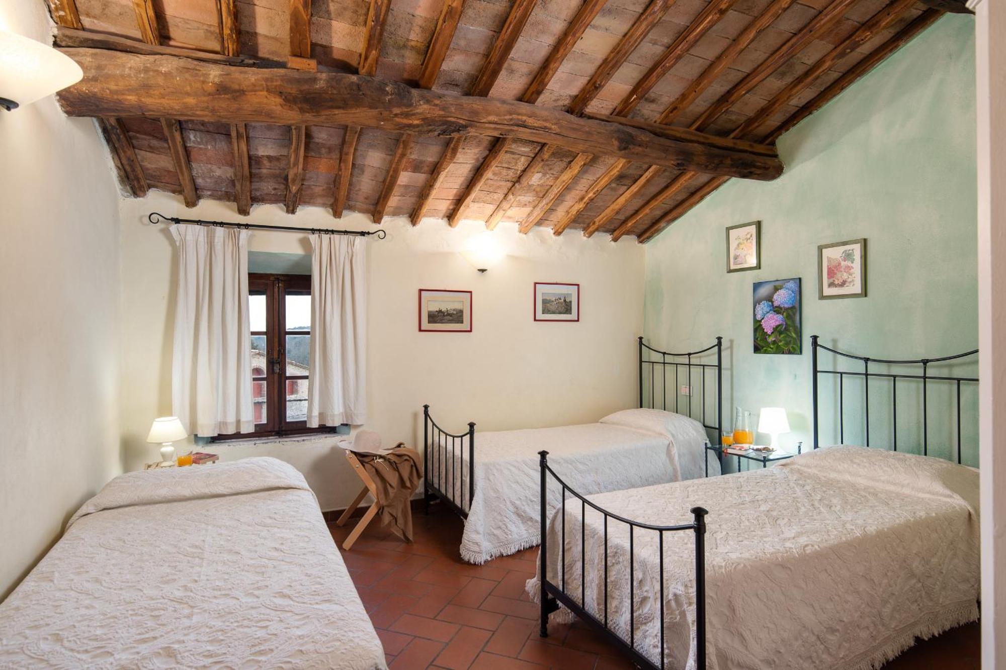 Вилла Borgo Dei Fondi Сиена Экстерьер фото