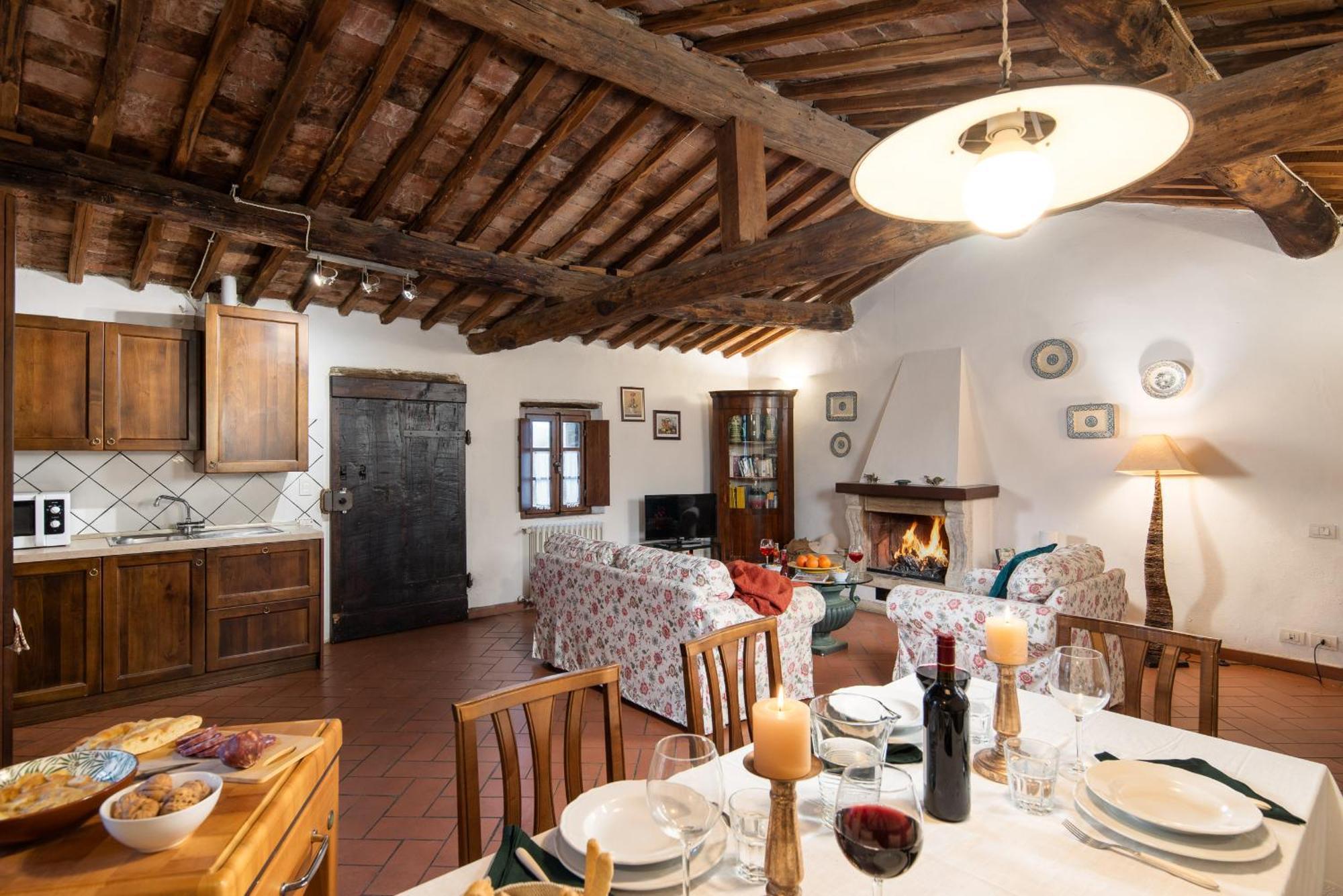 Вилла Borgo Dei Fondi Сиена Экстерьер фото