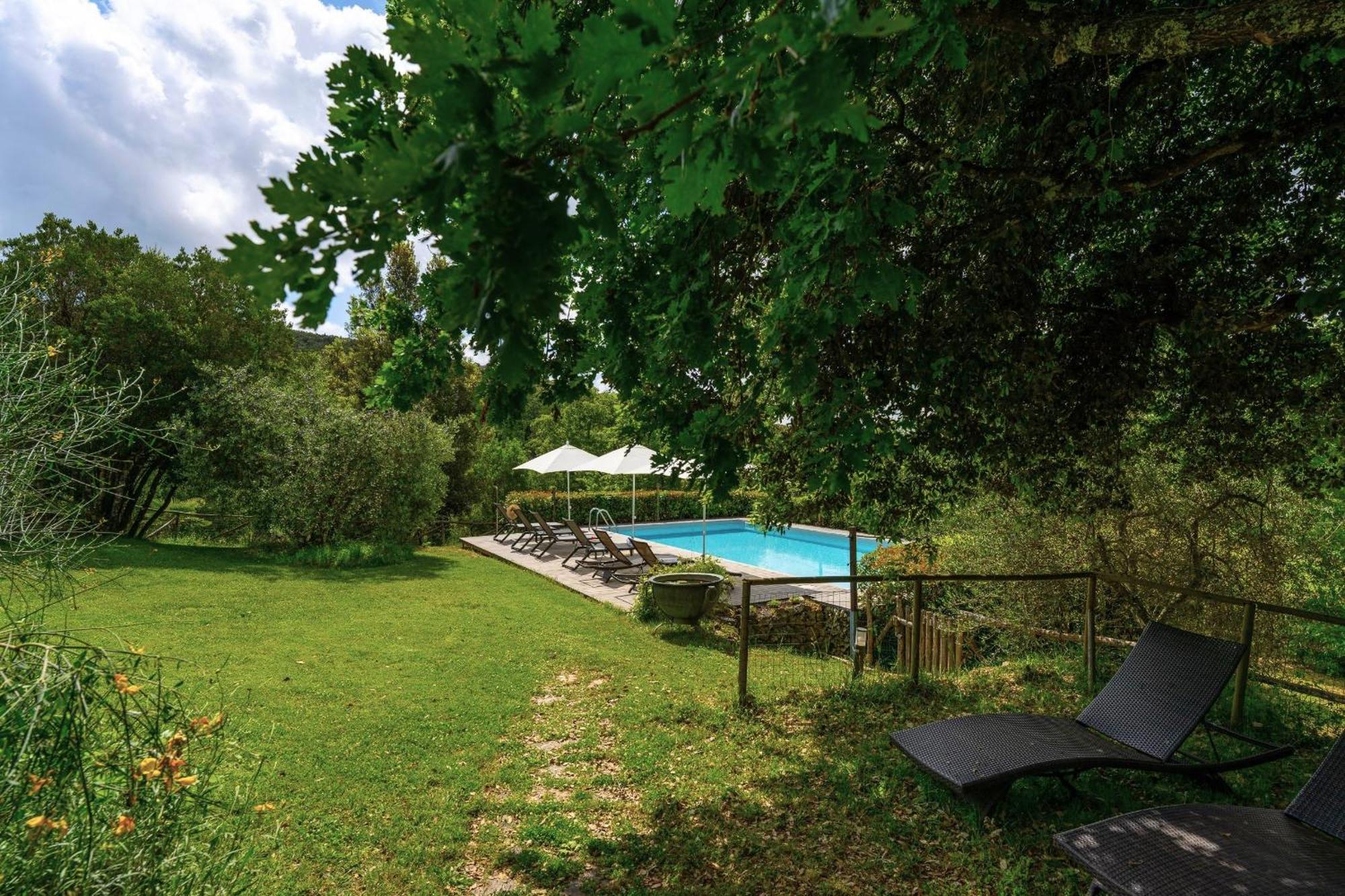 Вилла Borgo Dei Fondi Сиена Экстерьер фото