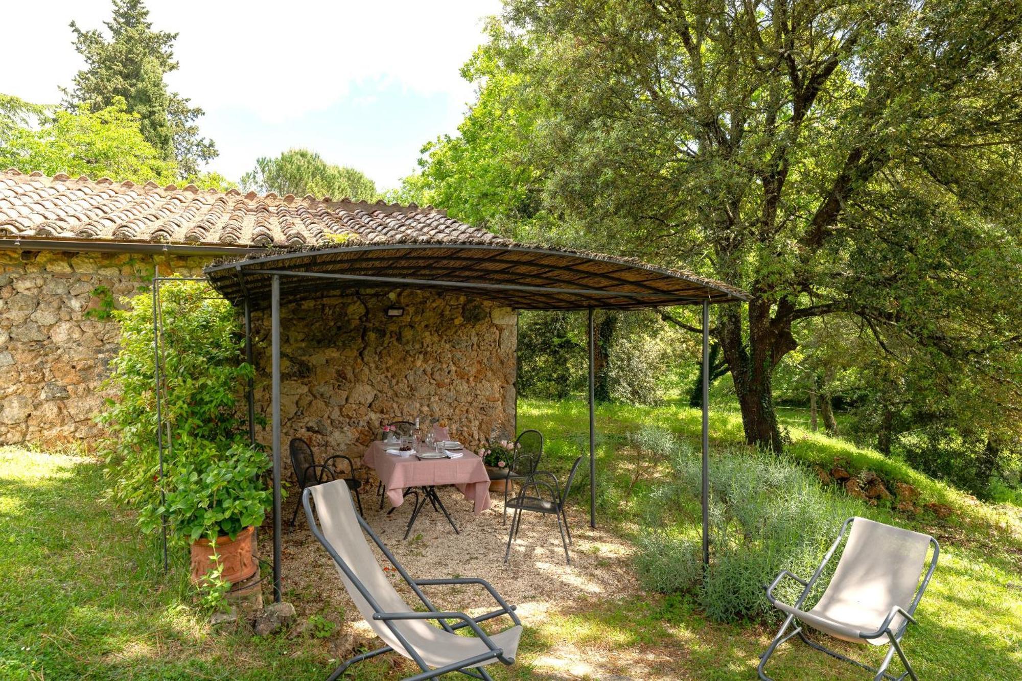 Вилла Borgo Dei Fondi Сиена Экстерьер фото